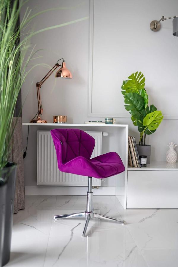 Apartament Marcelin Gold Wes Quality Suite Poznań Exterior foto