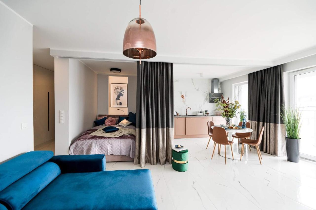 Apartament Marcelin Gold Wes Quality Suite Poznań Exterior foto